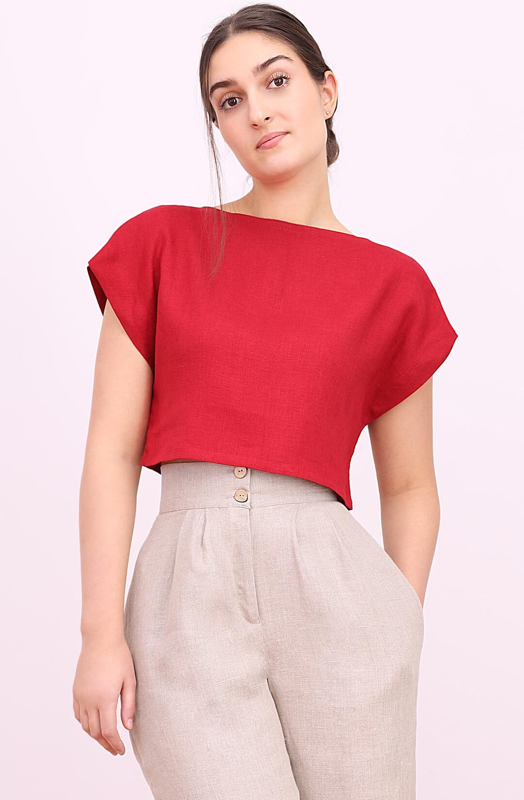 Short linen t-shirt slimming